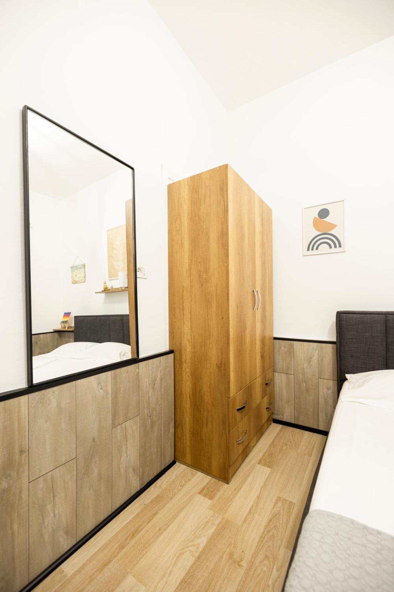 Tiny Cute Studio Near The City Center - 5 Min Walk Tirana Exterior foto