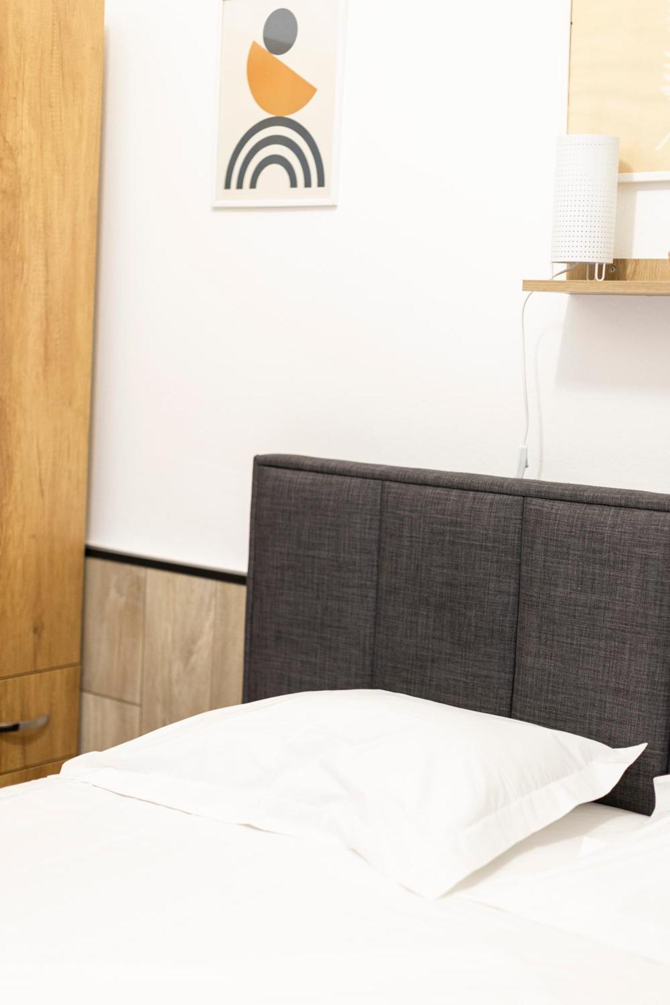 Tiny Cute Studio Near The City Center - 5 Min Walk Tirana Exterior foto
